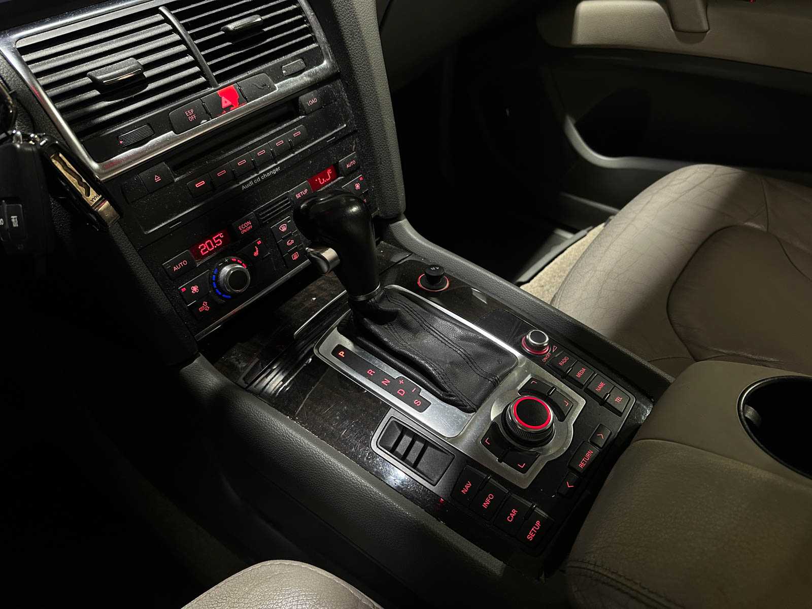 Audi Q7 4.2 FSI Quattro Pro Line+ 4+2 349pk 2007 (Origineel-NL), 23-TR-LK