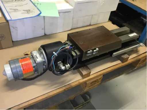 Side milling carriage