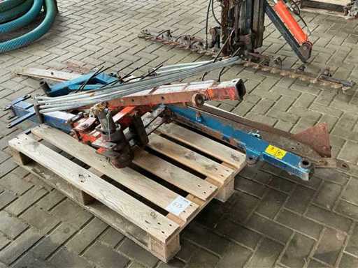 Verschiedene Teile Mähboot
