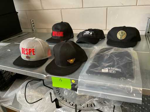 Party Cap/hats 220x