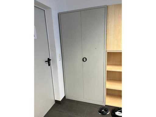 Stahlschrank für Werkstatt und Lager