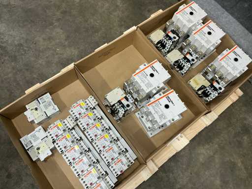 Sprecher+Schuh Divers schakelmateriaal