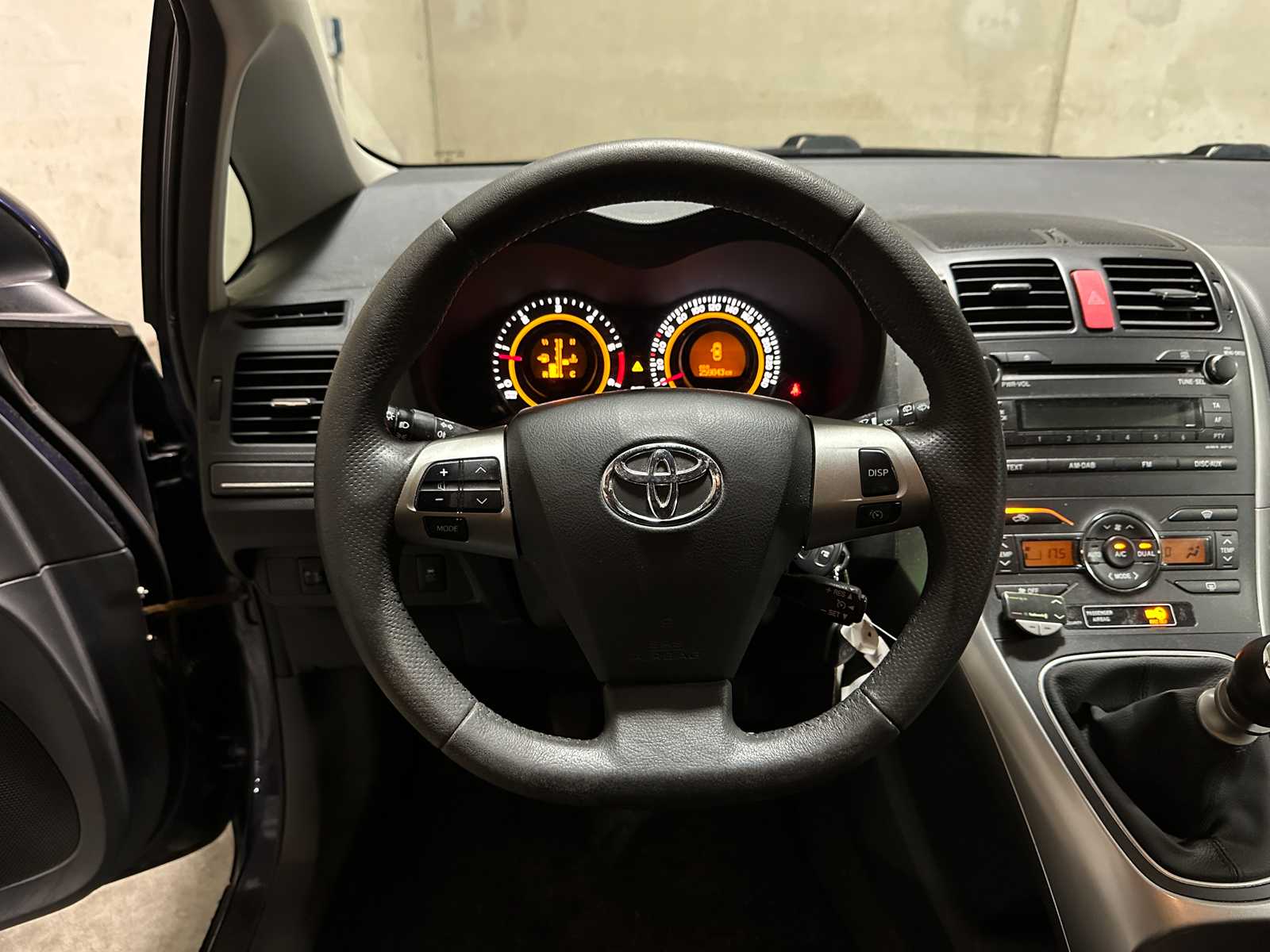 Toyota Auris 2.0 D-4D Aspiration 126pk 2010, 2-XNG-47