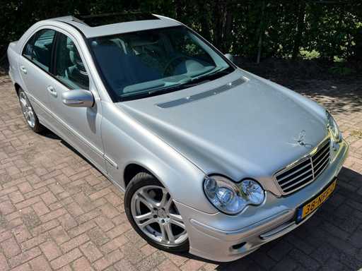 Mercedes-Benz - 2005 - Clasa C - 350 Elegance 4-Matic - Mașină de pasageri