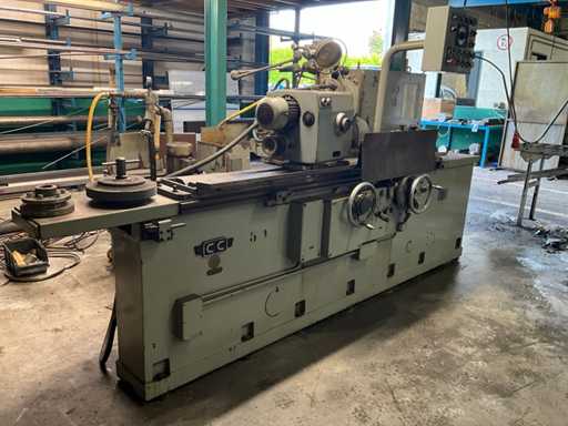 CC Brugeoise A2239K tornio e macinatrice universale