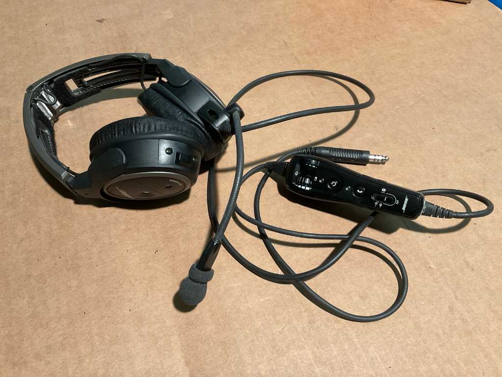 Bose A20 Aviation Headset microphone 2x Troostwijk Auctions