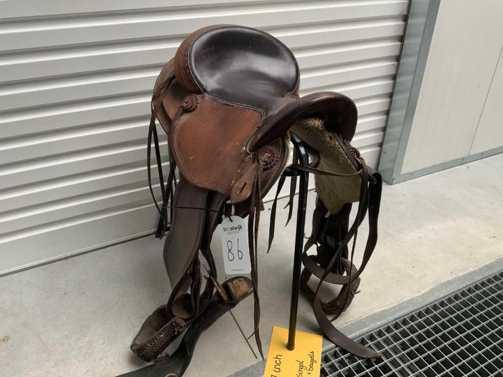 Equiflex Horse saddle with stirrups and girth
