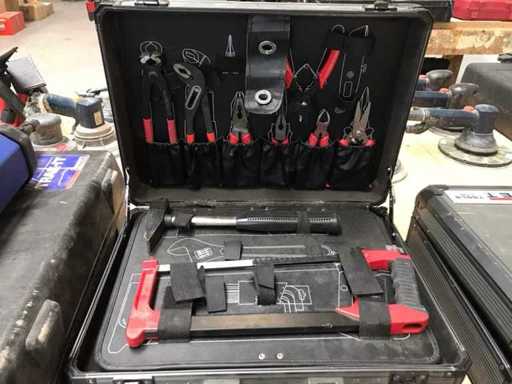 Jet Toolz Y132B Werkzeugkoffer