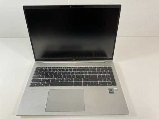 HP EliteBook 860 G9 16", Core(TM) i7 12e génération, 32 Go de RAM, 512 Go NVMe Laptop