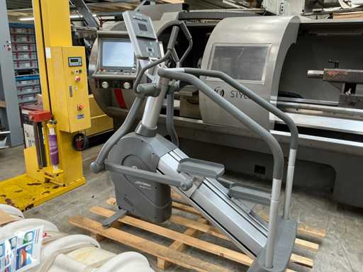 LifeFitness Summit trainer Fitness equipment