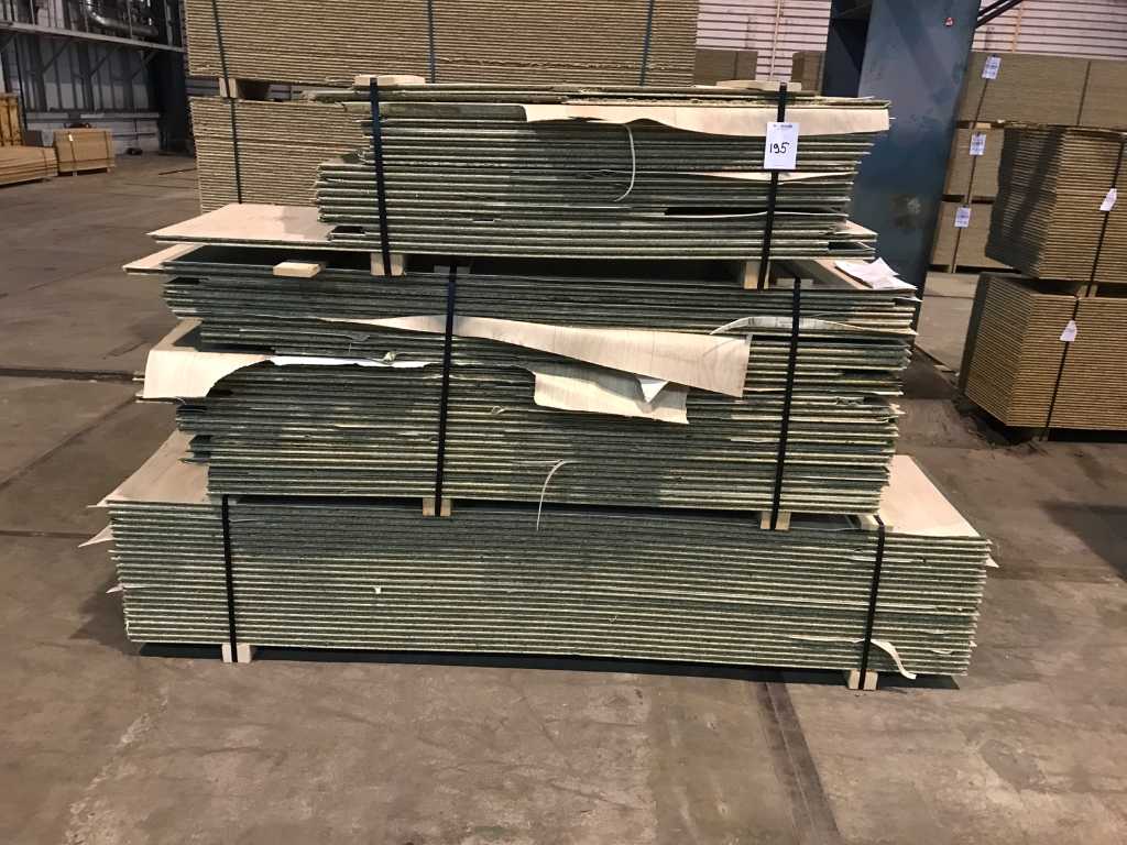 Particleboard green with vinyl (70x)