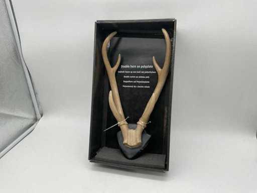 Double Hear Wall Decoration (60x)