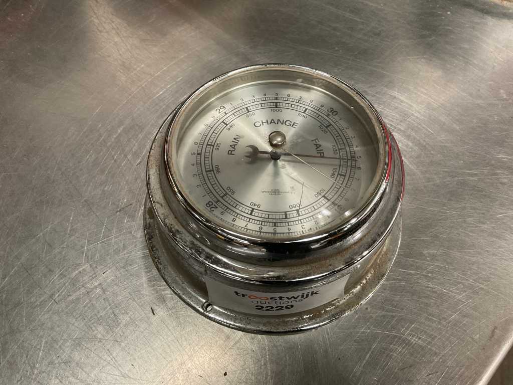 WemPE Vintage marine barometer