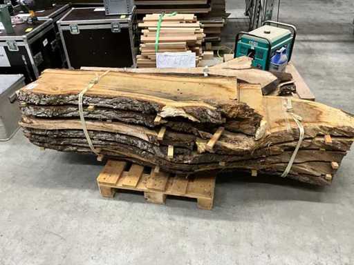 Experimental block fabric / trunk European oak / 2.20m long / diameter approx. 55cm/ sawn in 60mm / 7 planks