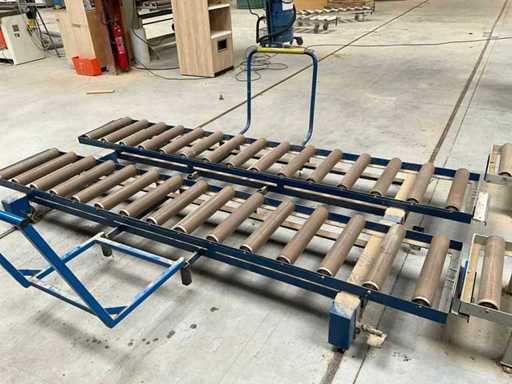 Set of 3 rolling conveyors