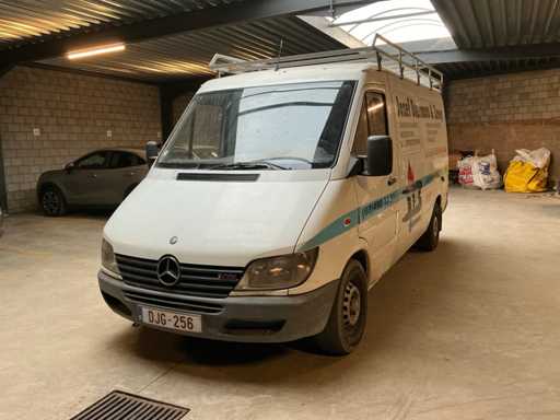 2002 Mercedes-Benz CDI-D 311 Bedrijfswagen