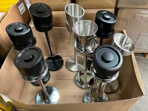 Leopold Vienna Diverse champagne/ijs koelers op standaard (8x)