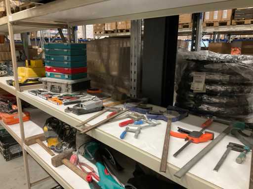 handgereedschap en opbergbakken (31x)