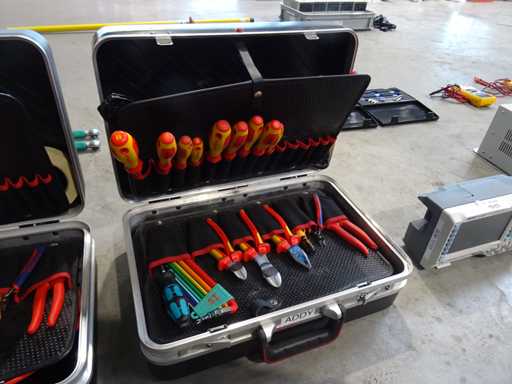 Knipex - Caja de herramientas con contenido