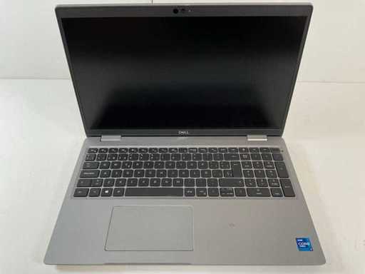 Dell Latitude 5520 15,6", Core(TM) i7 11e génération, 16 Go de RAM, 512 Go NVMe portable