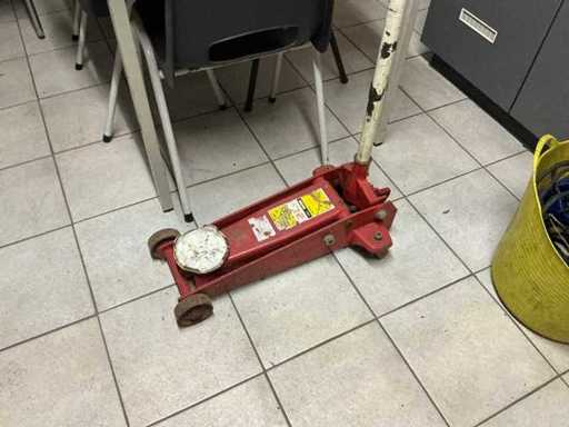 Garage jack