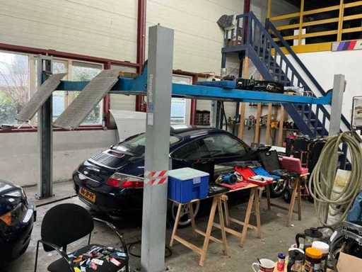 2011 Ravaglioli RAV4401 4 Ton Lift