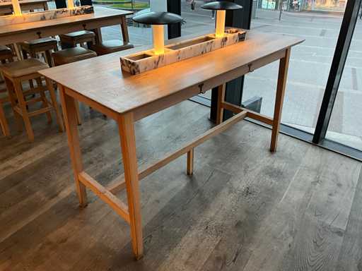 Colibe - Masă de bar cu suprastructură și iluminat din marmură