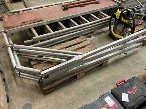 Scaffolding part (4x)