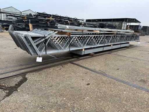 Steel construction 12.80 x 24.00 meters (307m2)