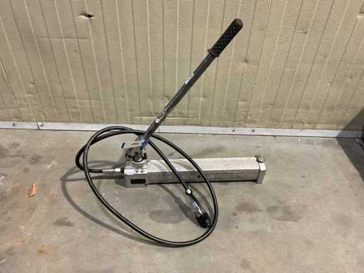 Lucas Hydraulische pomp hand