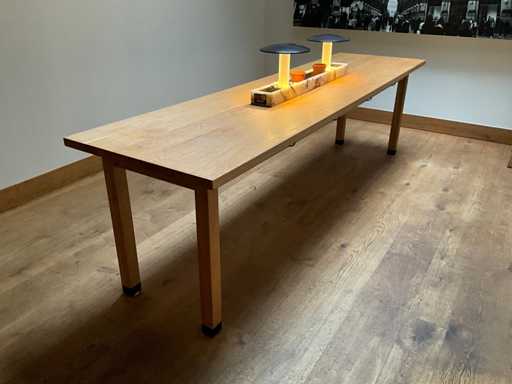 Hutten - Halfhoge tafel met marmeren opbouw & verlichting