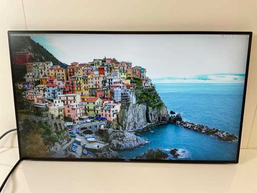 Dell (U2719DC) 27", 2560x1440 (QHD) IPS Monitor