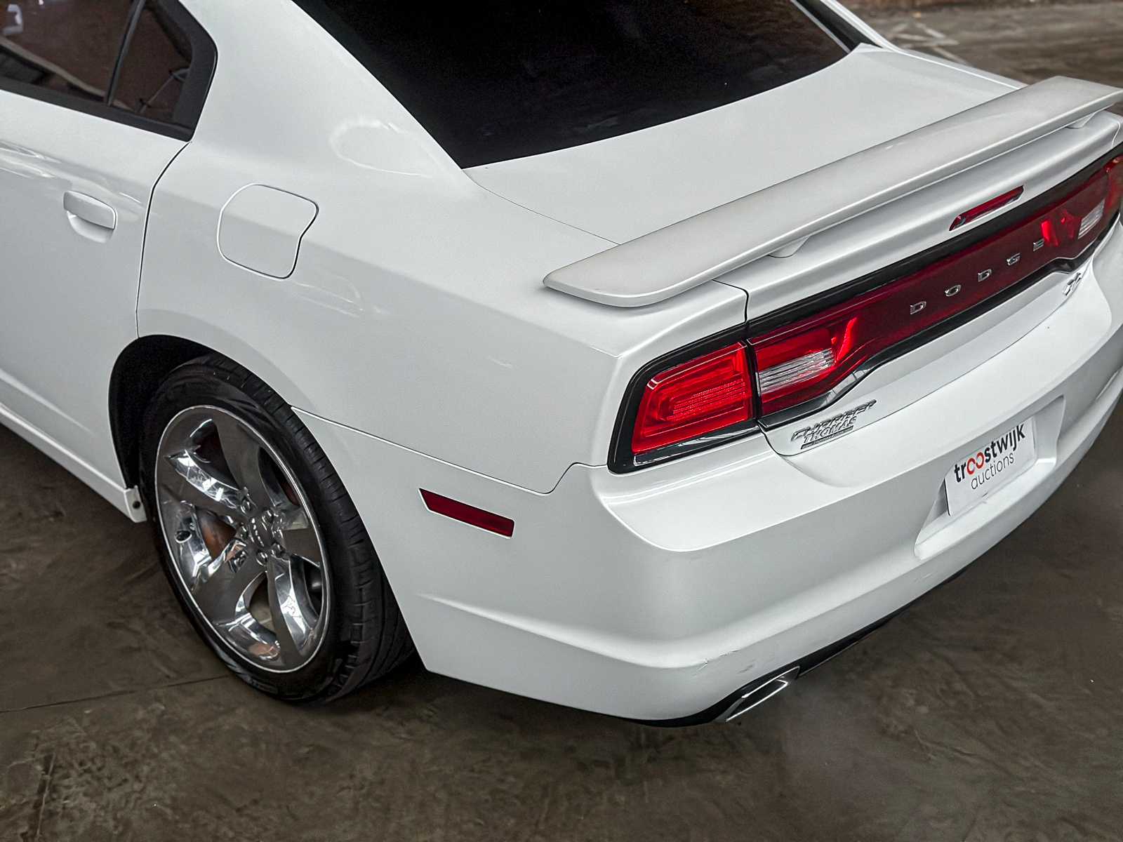 Dodge Charger RT HEMI 5.7 V8 375pk 2013