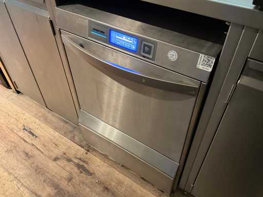 Winterhalter - UC-L - Lavastoviglie a traino