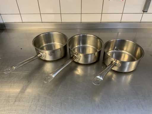 Hendi - Casserole en acier inoxydable (3x)