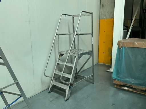 Échelle à plate-forme HEYERICK