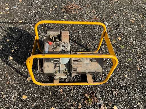 Groupe électrogène à essence Kawasaki FA210D – 2.5 kVA – GE 2500 Brun