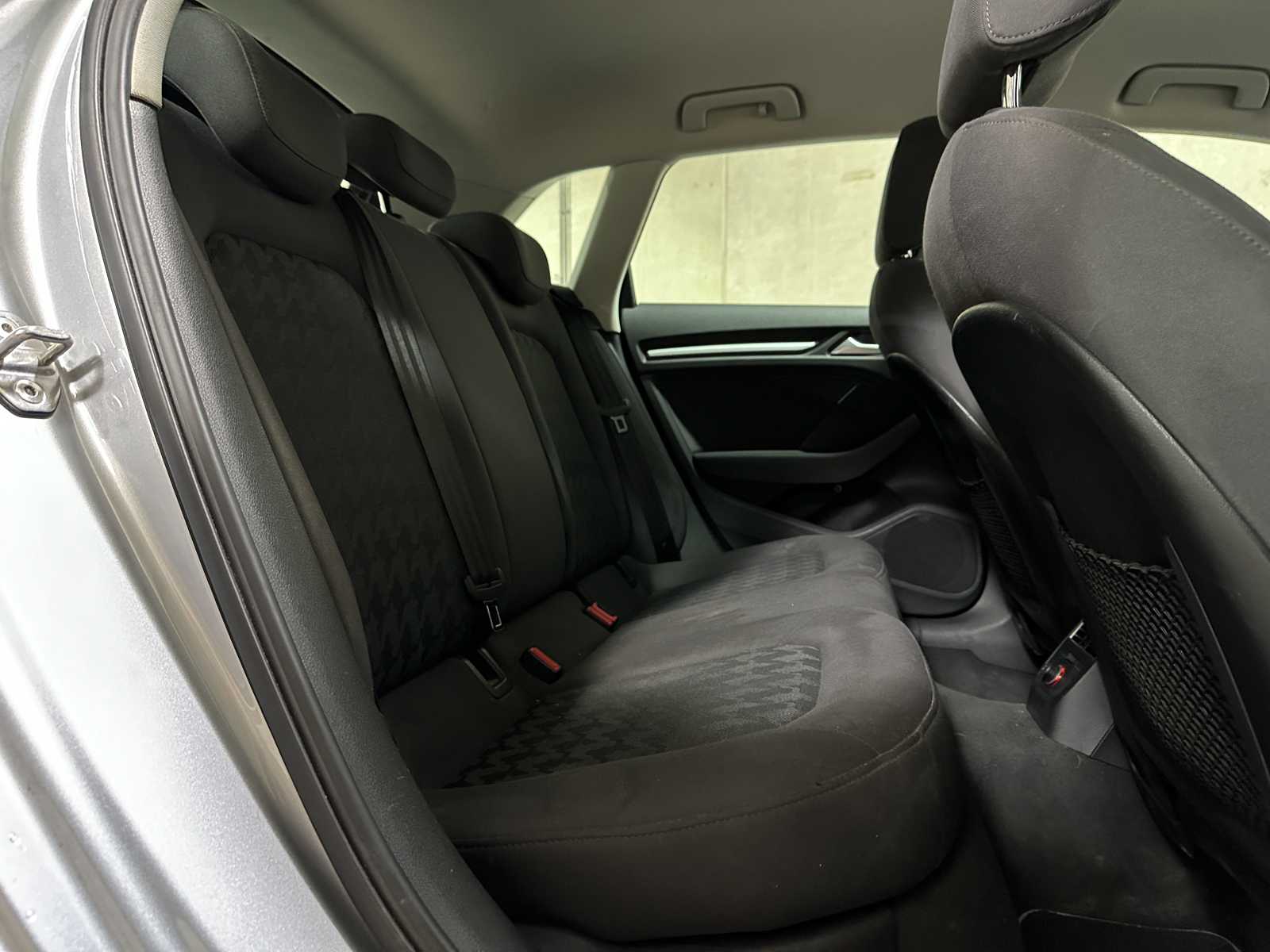 Audi A3 Sportback 1.4 e-tron PHEV Ambition Pro Line plus 204pk 2016 (Origineel-NL), JN-001-S
