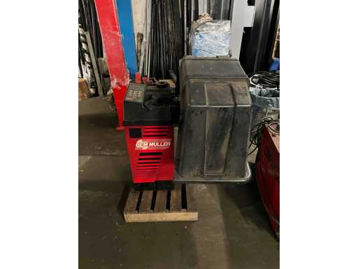 BEM MULLER Tire Balancing Machine