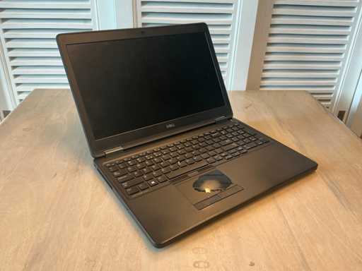 Notebook Dell E5550