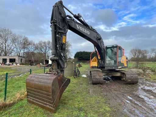 2022 Volvo EC220E - Crawler Excavator