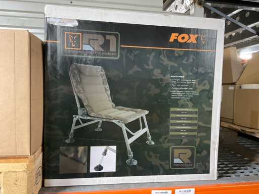 Scaunul internațional de pescuit Fox (de două ori)