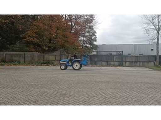 6416940b-bce0-4027-8777-e7c36bbaa27f.mp4