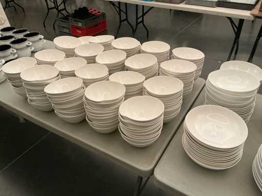 Lot of bowls