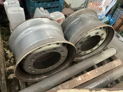 Truck tire and rim (2x)