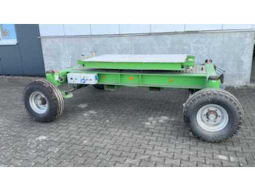 f5c40a21-744f-4238-916f-253ccfd88b72.mp4