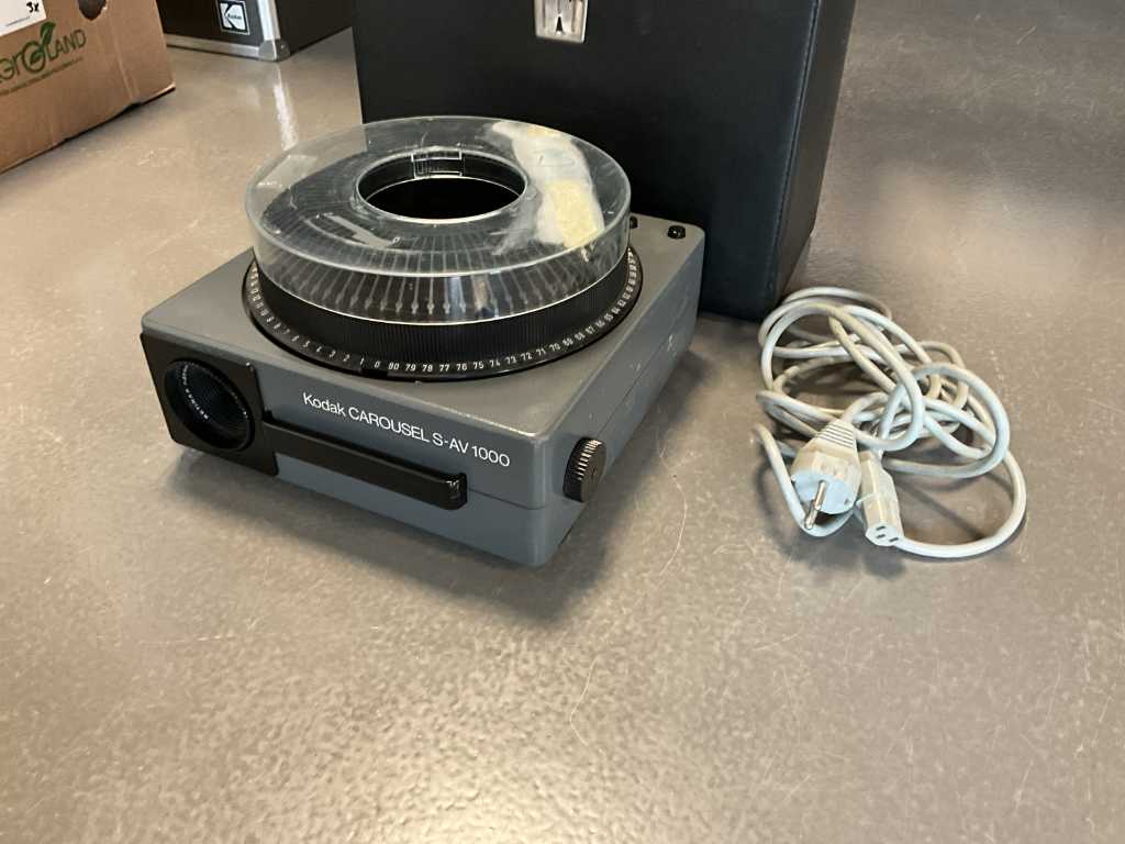 Kodak Carousel S-AV 1000 dia projector