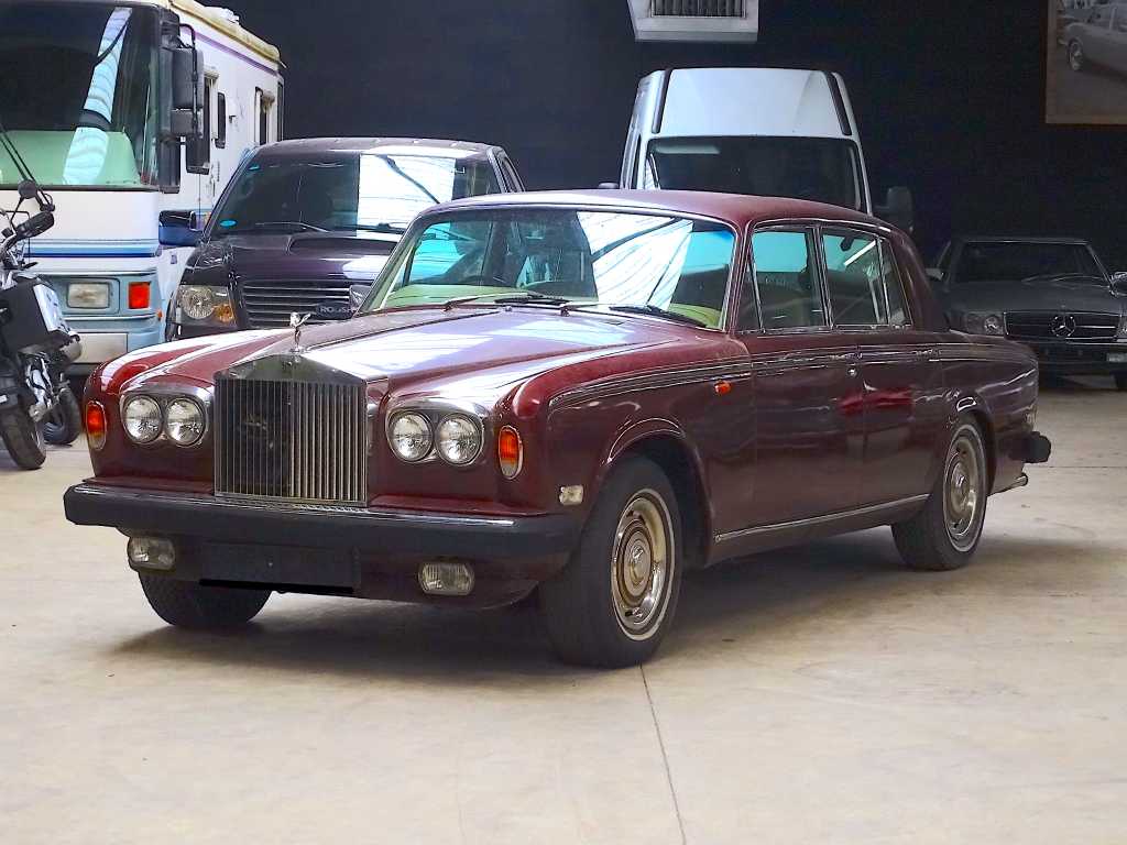Rolls-Royce Silver Shadow II (fienile-ritrovamento)