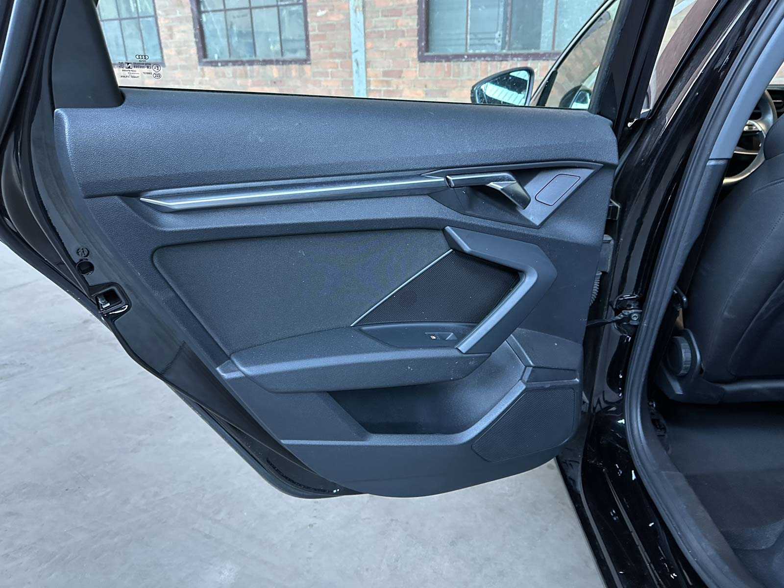 Audi A3 Sportback 35 TFSI Business Edition S Tronic 150pk 2021 (Origineel-NL + 1e Eigenaar), L-816-PG