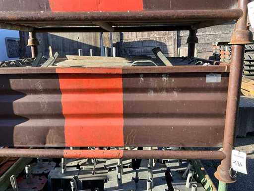 Barele cu 3 suporturi pentru picioare